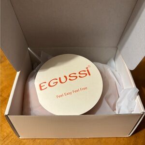 Egussi Self Adhesive Bra